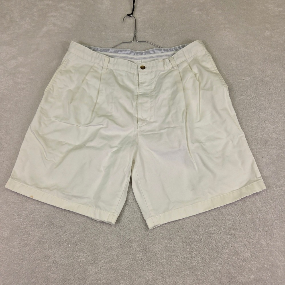 Ivy Crew Mens Pleated Chino Shorts Cream Off White Size 38 Cotton Twill Preppy